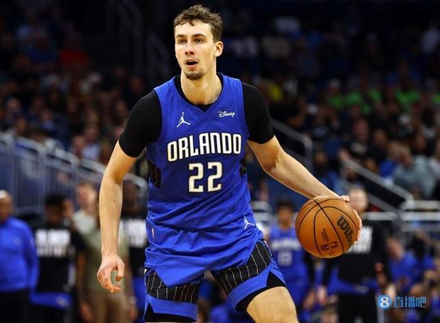 多明格斯中 多明格斯中